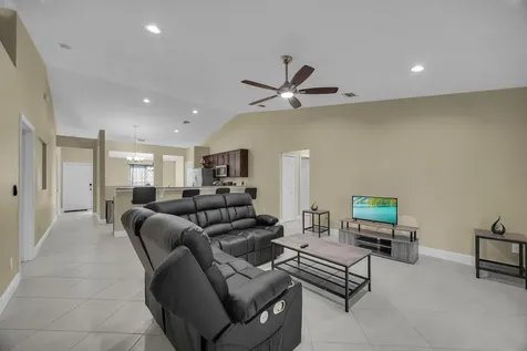 1037 SW Payne Avenue Port St Lucie FL 34953