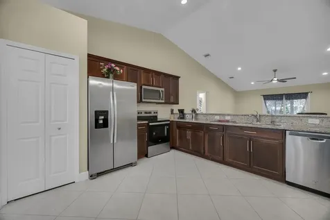1037 SW Payne Avenue Port St Lucie FL 34953