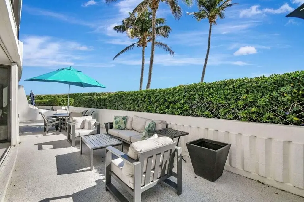 3590 S Ocean Boulevard South Palm Beach FL 33480