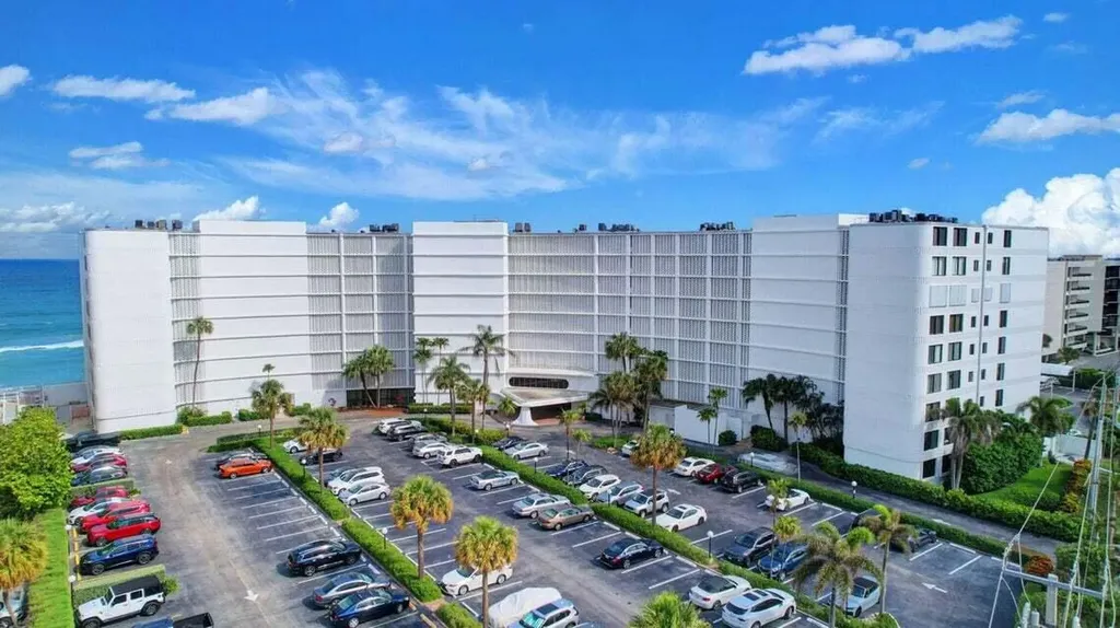 3590 S Ocean Boulevard South Palm Beach FL 33480