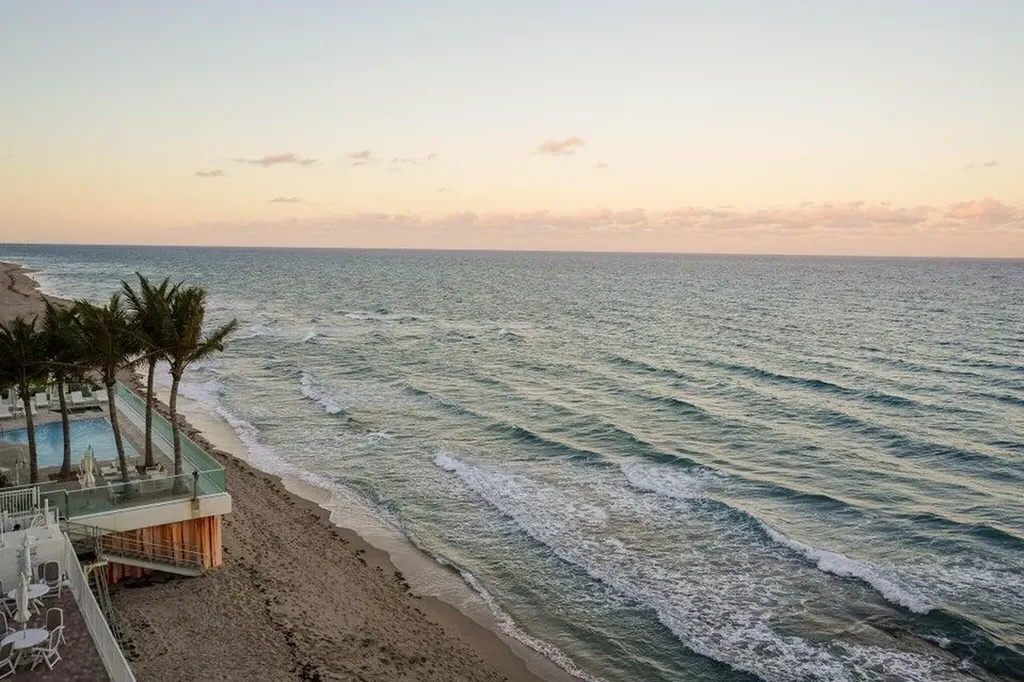 3590 S Ocean Boulevard South Palm Beach FL 33480
