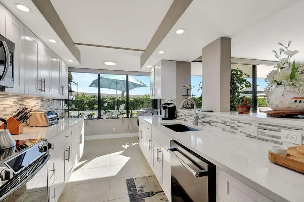 3590 S Ocean Boulevard South Palm Beach FL 33480