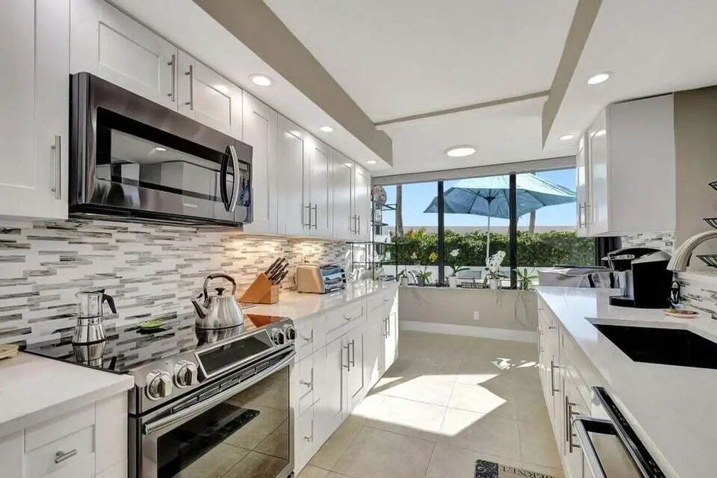 3590 S Ocean Boulevard South Palm Beach FL 33480
