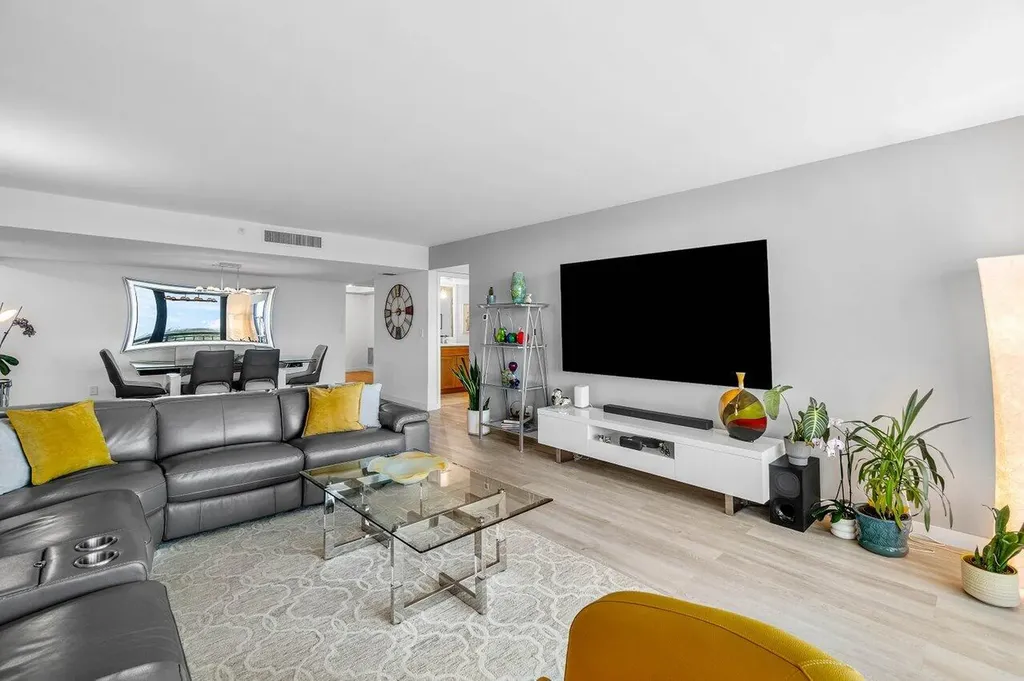 2003 N Ocean Boulevard Boca Raton FL 33431
