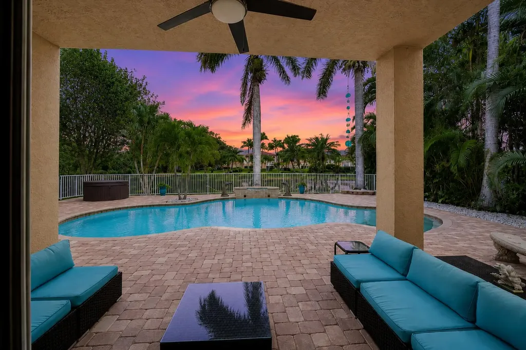 7346 Denicola Lane Lake Worth FL 33467