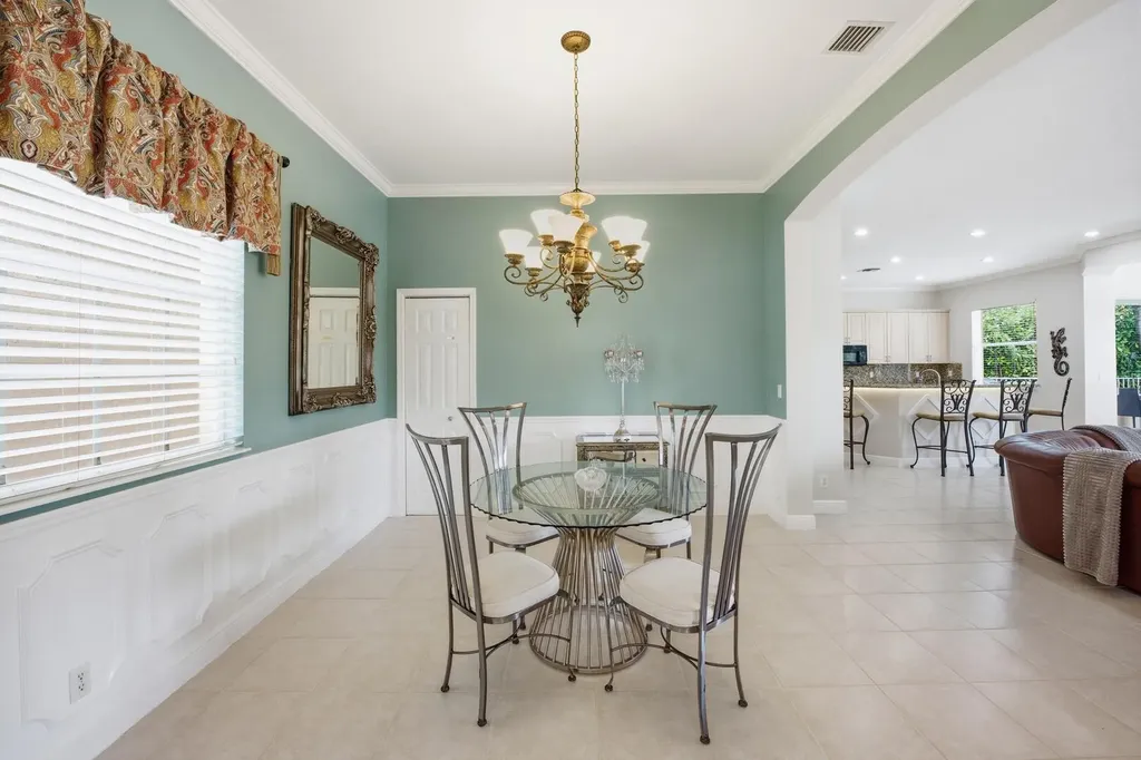 7346 Denicola Lane Lake Worth FL 33467