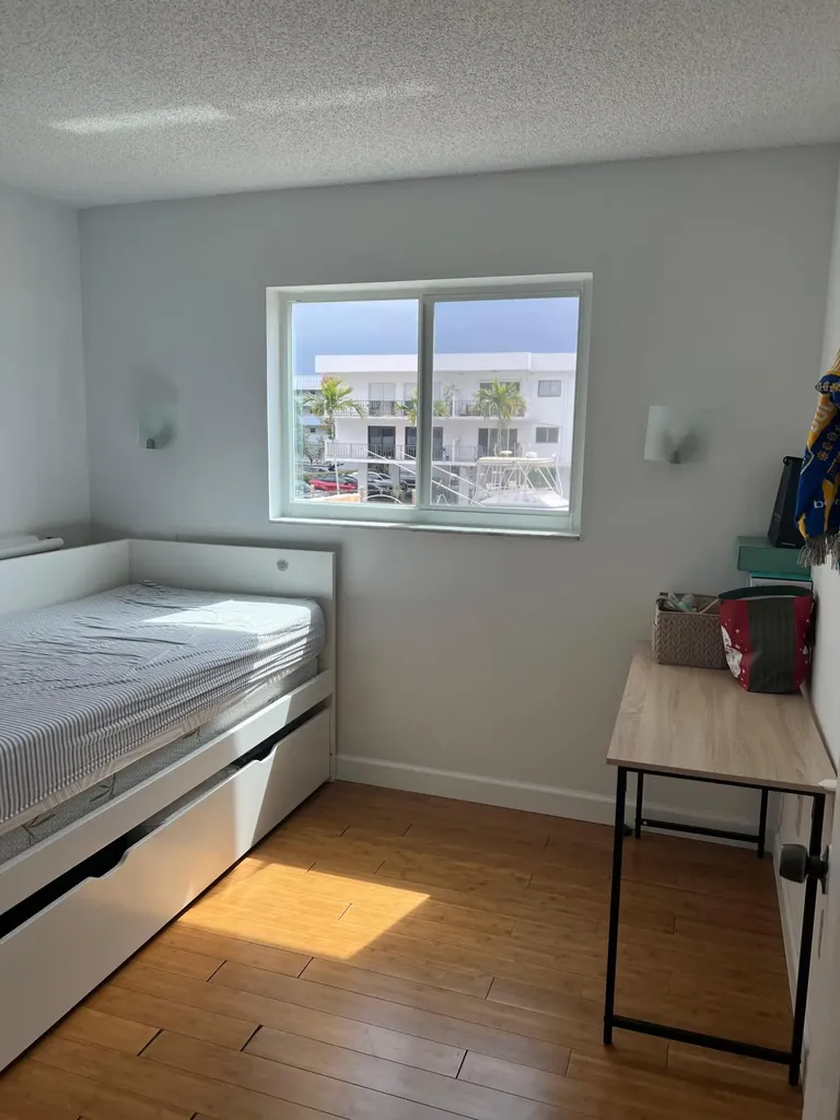 3522 NE 171st Street North Miami Beach FL 33160