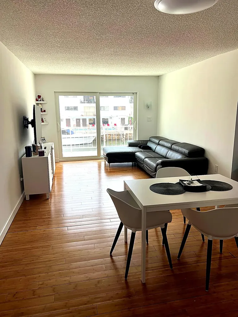 3522 NE 171st Street North Miami Beach FL 33160
