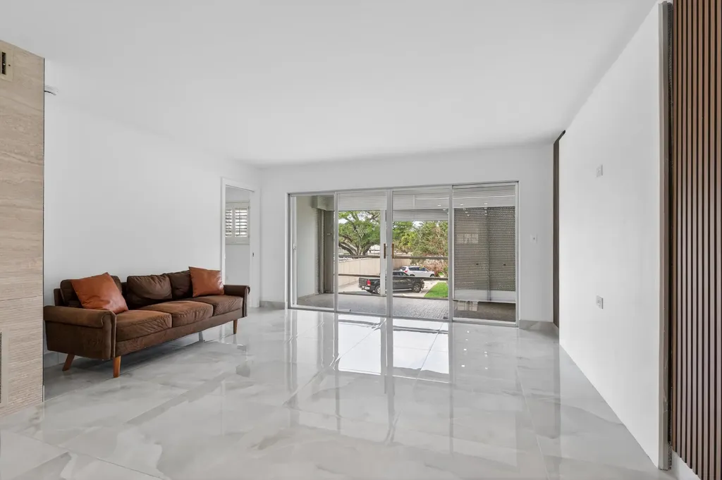 2134 NE 36th Street Lighthouse Point FL 33064