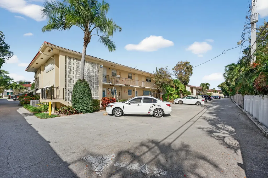 2134 NE 36th Street Lighthouse Point FL 33064