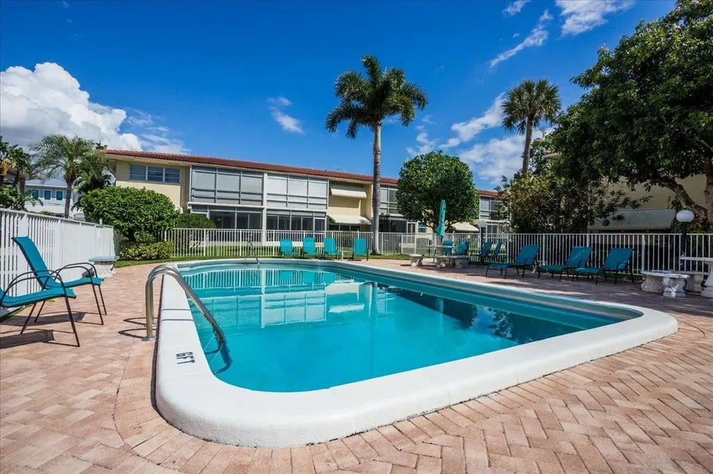 2134 NE 36th Street Lighthouse Point FL 33064