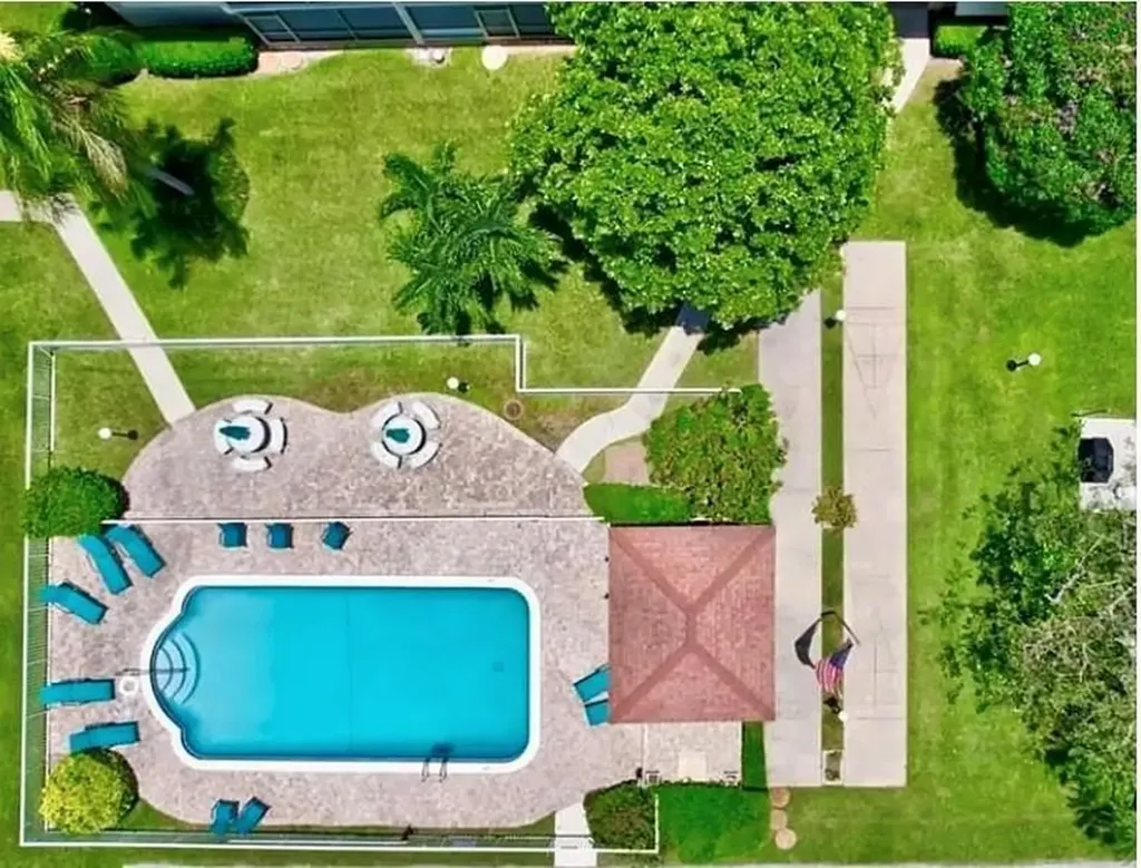 2134 NE 36th Street Lighthouse Point FL 33064
