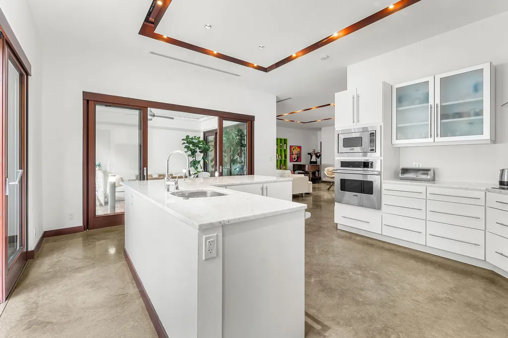 179 Main Street Palm Beach FL 33480