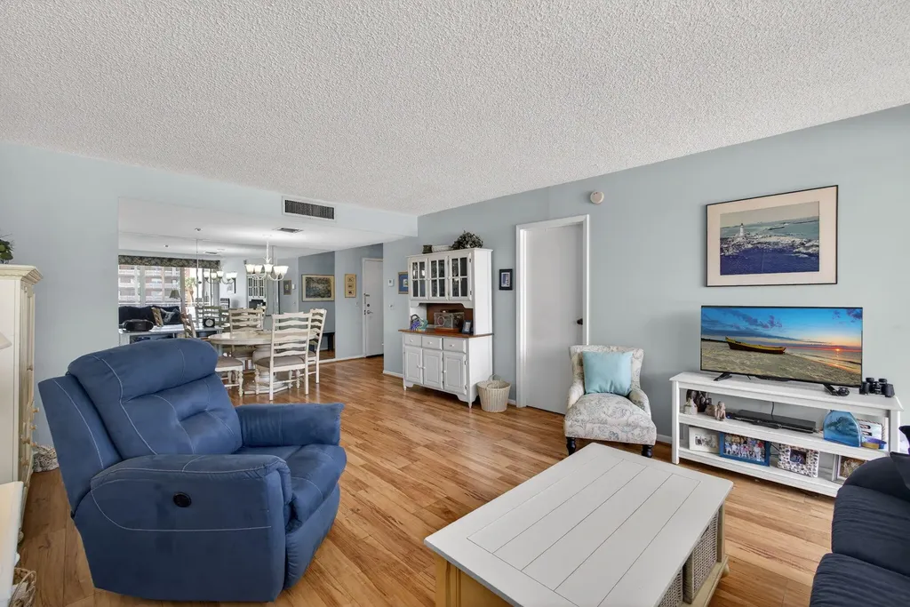 336 Golfview Road North Palm Beach FL 33408
