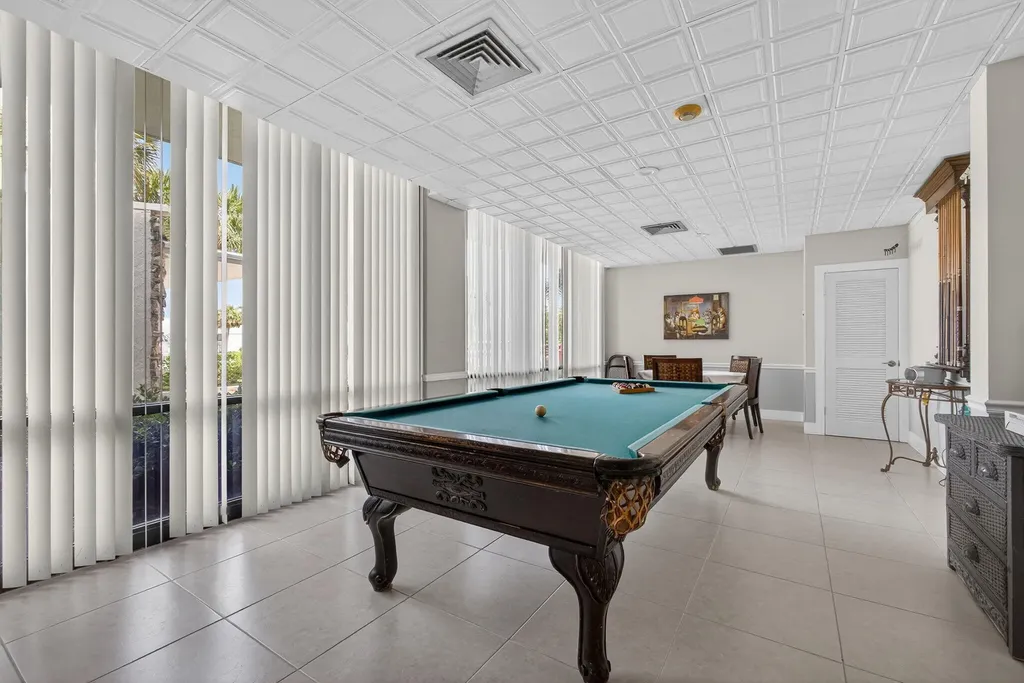 336 Golfview Road North Palm Beach FL 33408