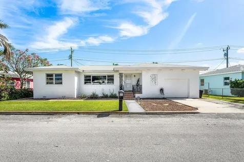 147 E 28th Street E Riviera Beach FL 33404