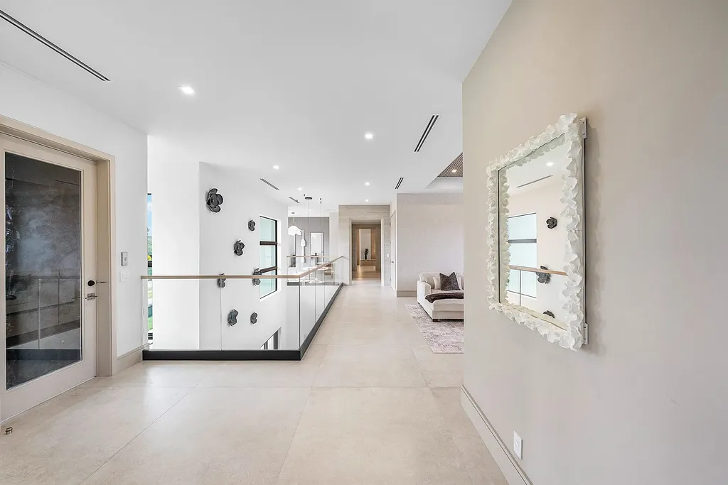 299 NE 7th Street Boca Raton FL 33432