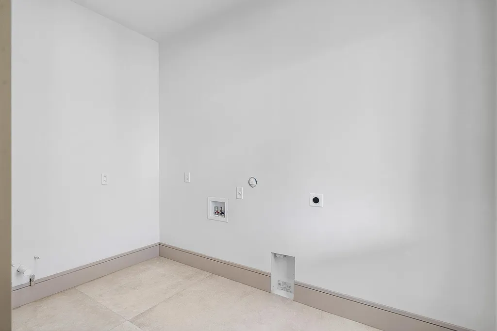 299 NE 7th Street Boca Raton FL 33432