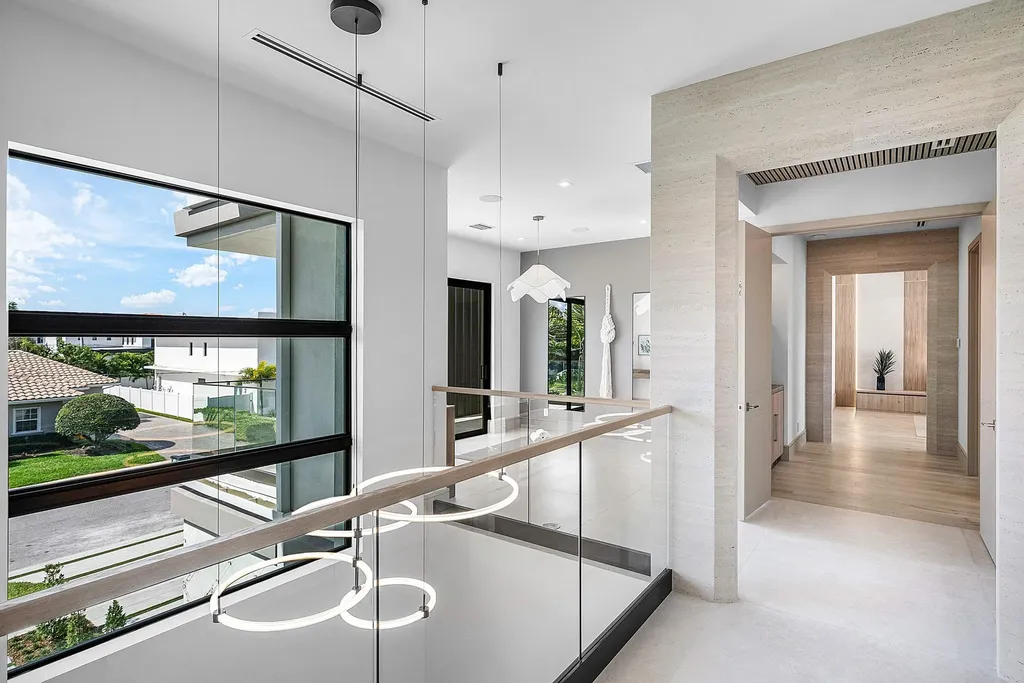 299 NE 7th Street Boca Raton FL 33432
