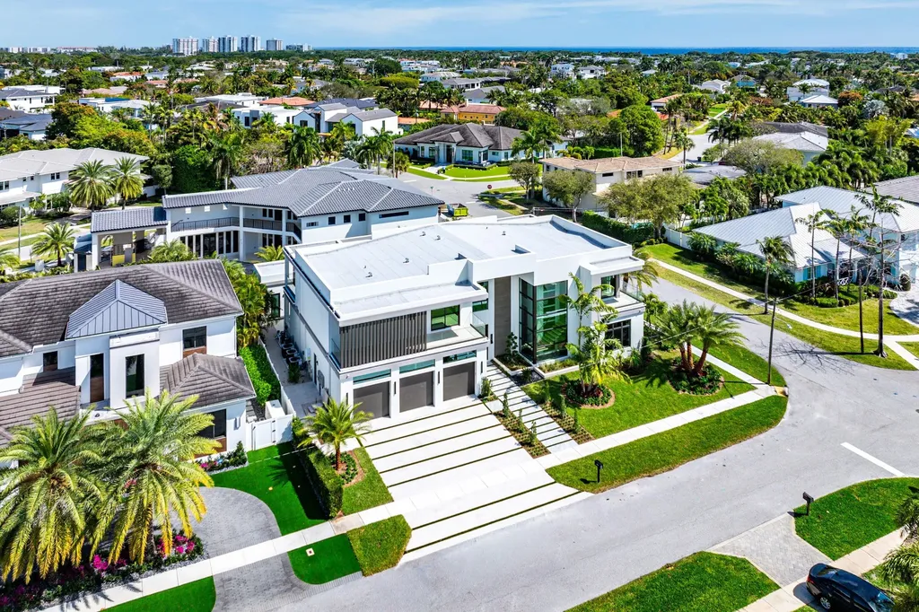 299 NE 7th Street Boca Raton FL 33432
