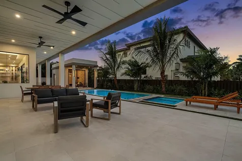 299 NE 7th Street Boca Raton FL 33432