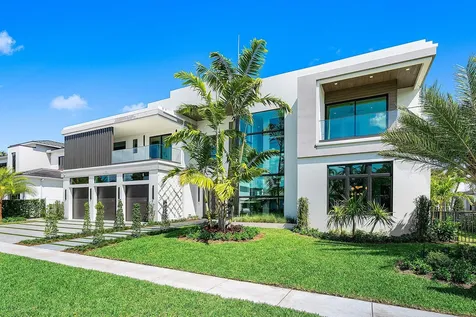 299 NE 7th Street Boca Raton FL 33432