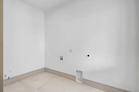 299 NE 7th Street Boca Raton FL 33432