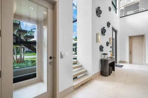 299 NE 7th Street Boca Raton FL 33432