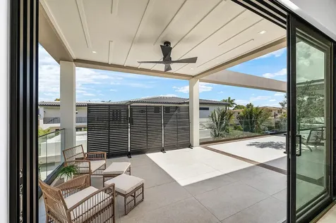 299 NE 7th Street Boca Raton FL 33432