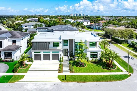 299 NE 7th Street Boca Raton FL 33432