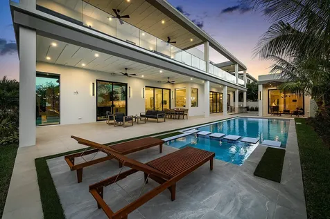 299 NE 7th Street Boca Raton FL 33432