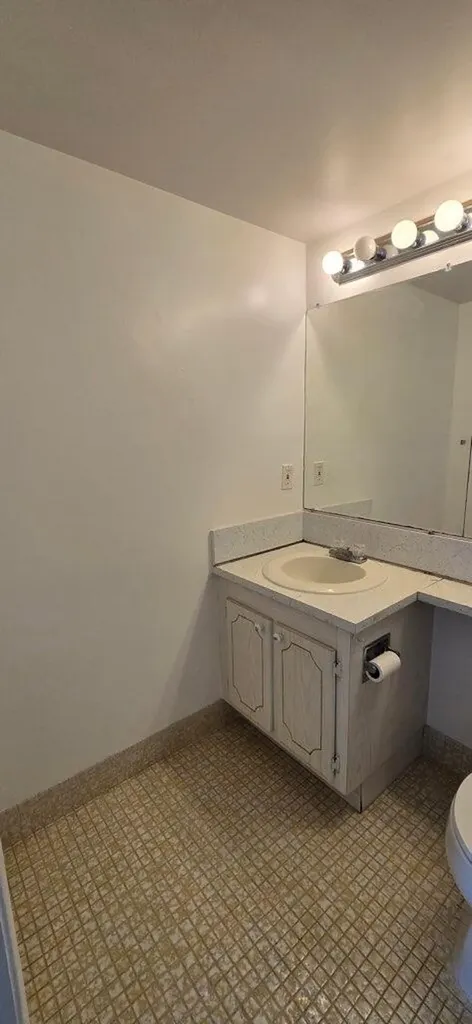 358 Chatham R West Palm Beach FL 33417