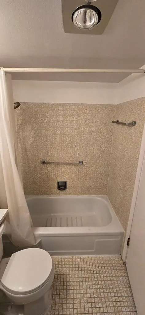 358 Chatham R West Palm Beach FL 33417