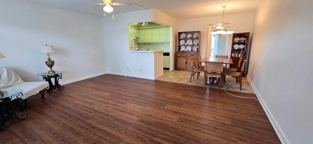 358 Chatham R West Palm Beach FL 33417