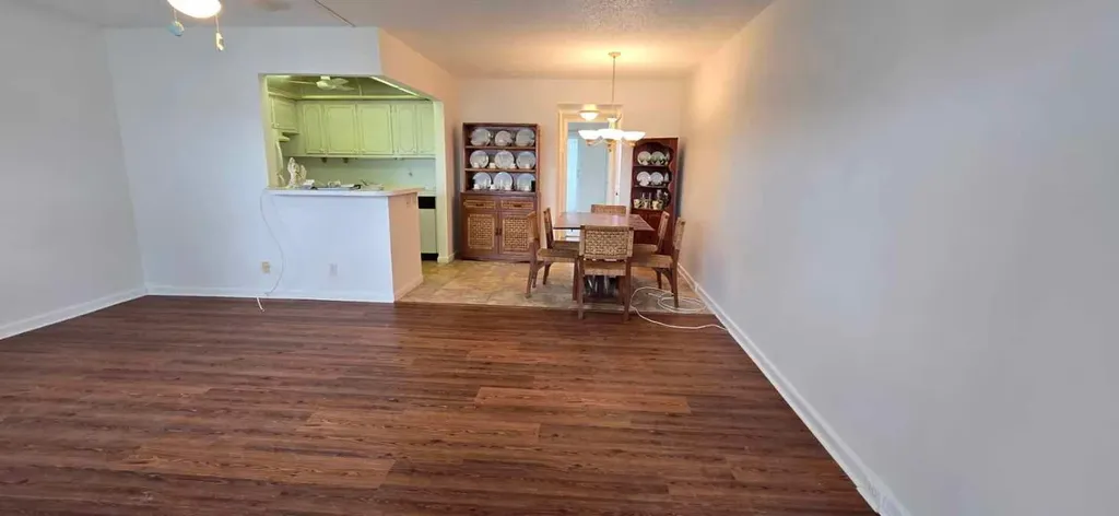 358 Chatham R West Palm Beach FL 33417