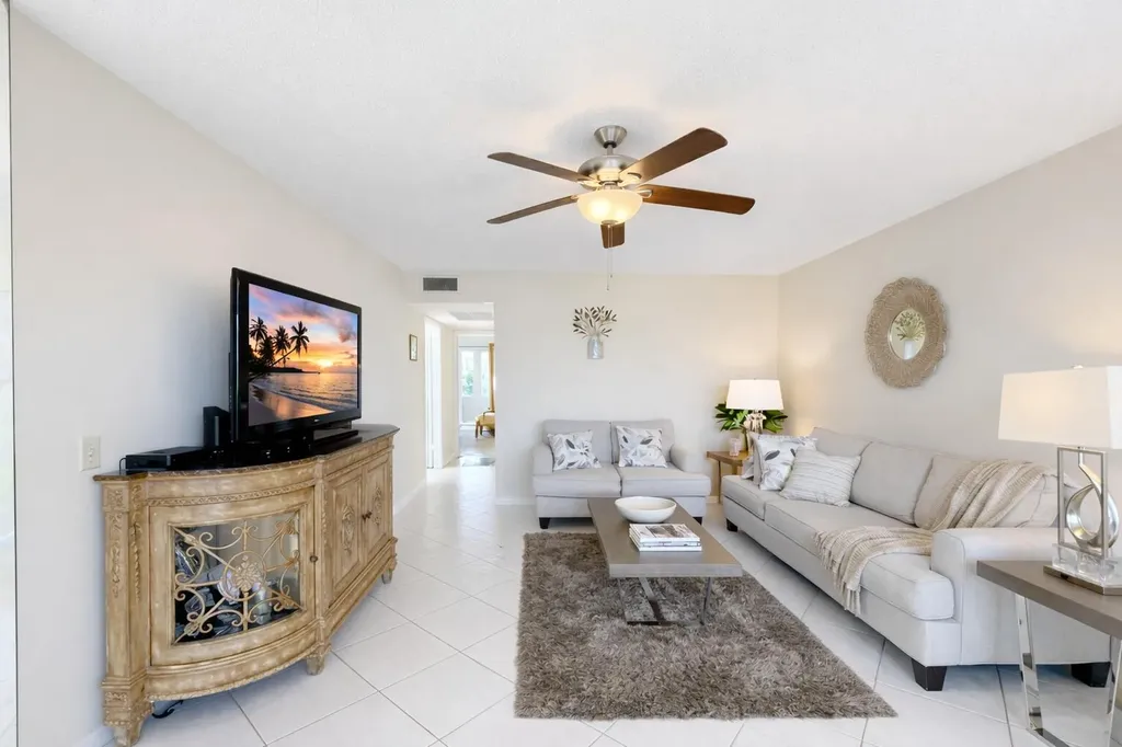 33 Preston A Boca Raton FL 33434