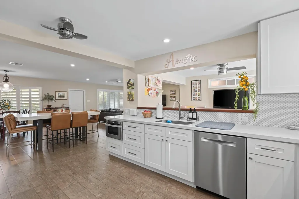 4141 NE 22nd Terrace Lighthouse Point FL 33064