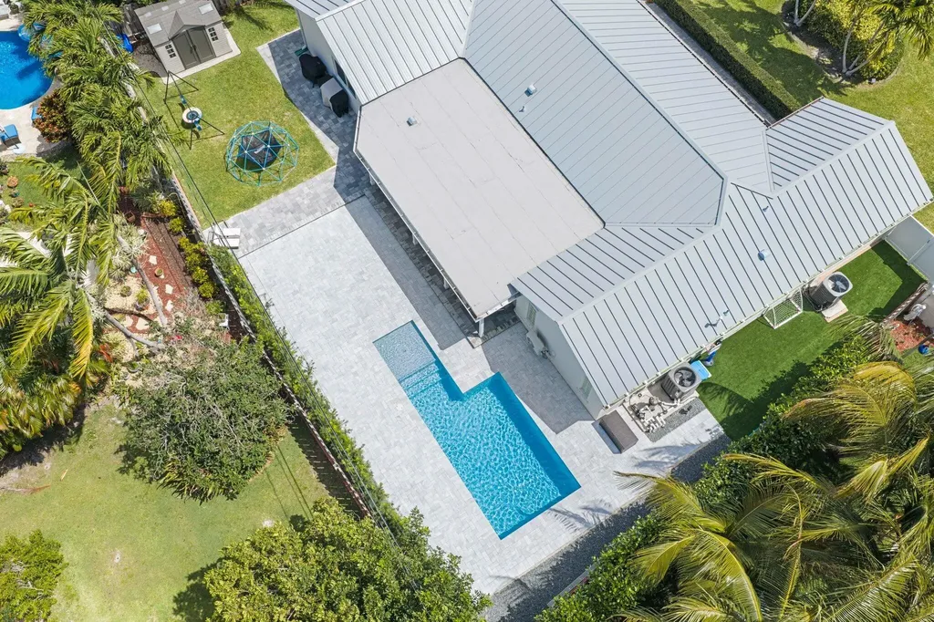 4141 NE 22nd Terrace Lighthouse Point FL 33064