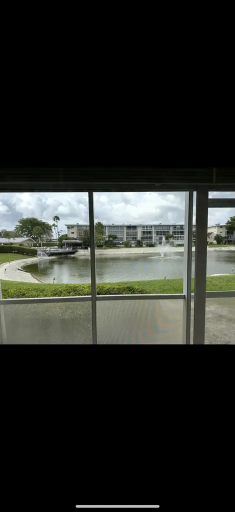 2616 N Gardens Drive Lake Worth FL 33461