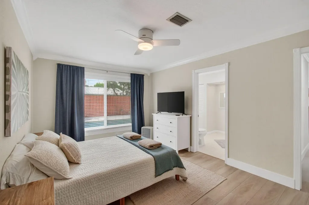 802 Mallard Drive Delray Beach FL 33444