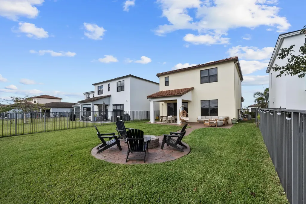 5522 Quiet Lake Place Westlake FL 33470