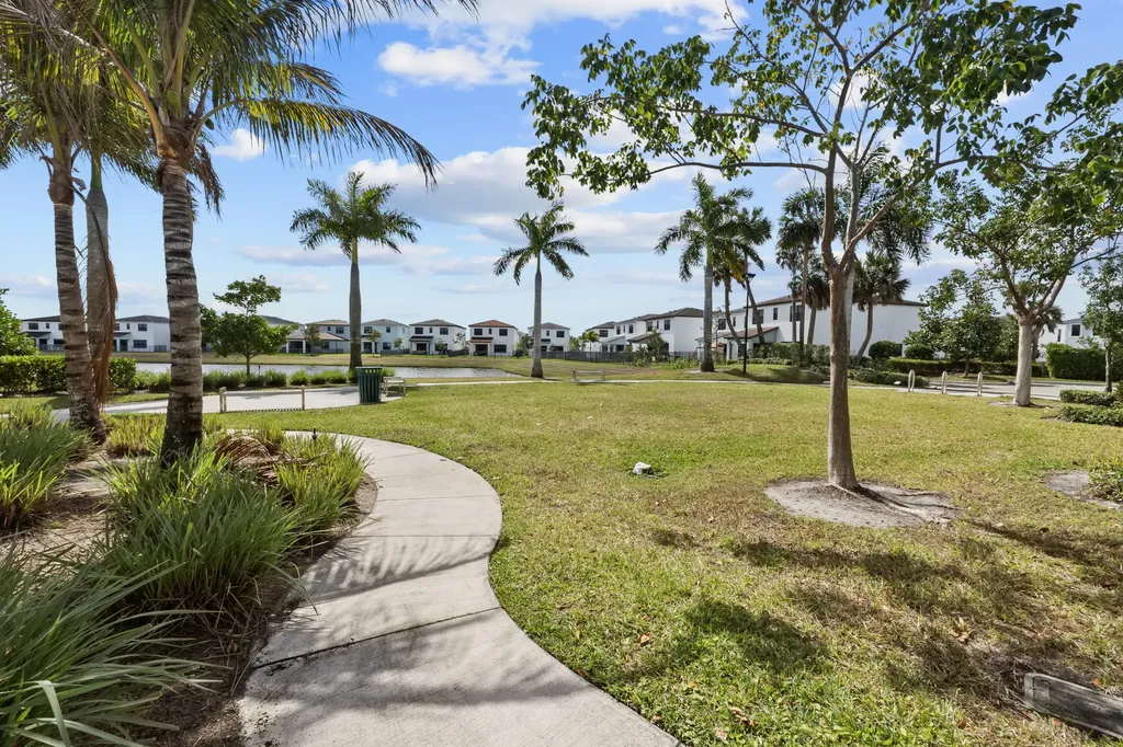 5522 Quiet Lake Place Westlake FL 33470