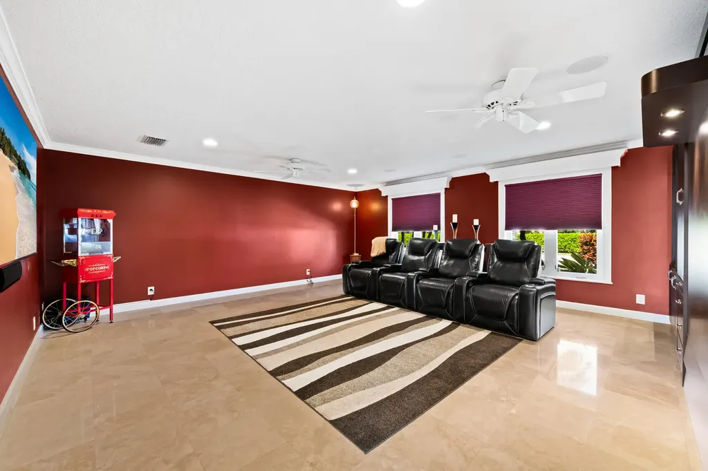 2600 NE 33rd Street Lighthouse Point FL 33064