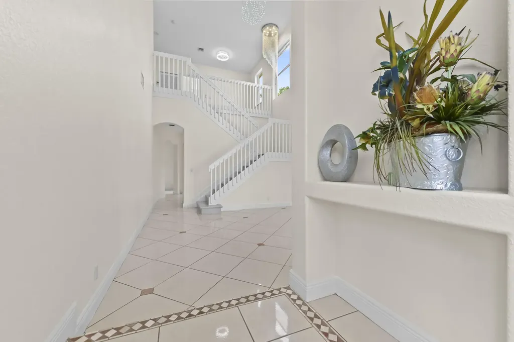 6657 Lurais Drive Lake Worth FL 33463