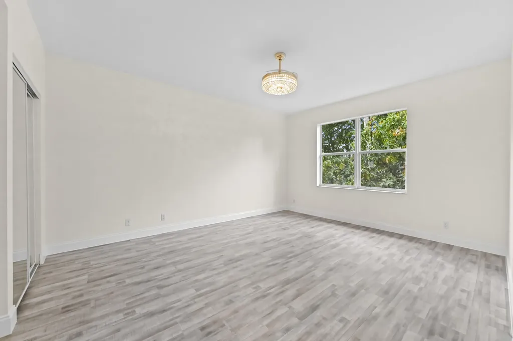 6657 Lurais Drive Lake Worth FL 33463