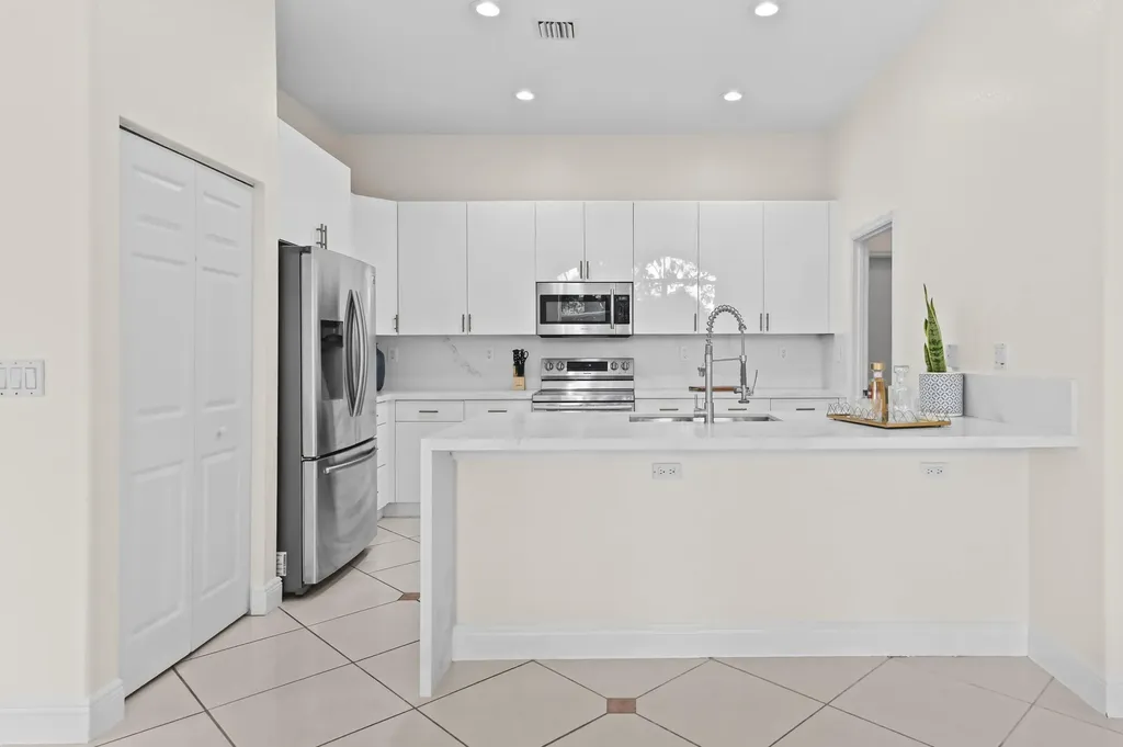 6657 Lurais Drive Lake Worth FL 33463