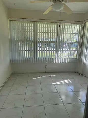 211 Country Lane E Boynton Beach FL 33435