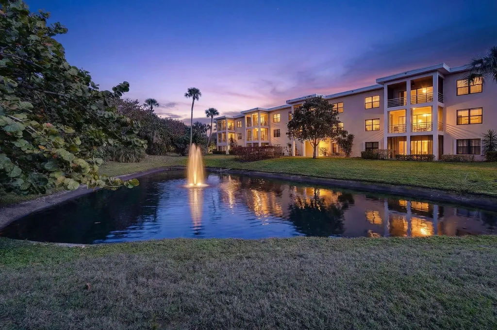 300 N Highway A1a Jupiter FL 33477