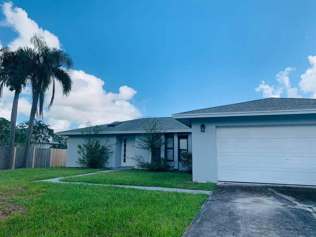 1191 SE Sabina Lane Port St Lucie FL 34983