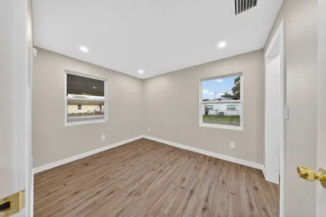 712 SE Bayou Avenue Stuart FL 34994